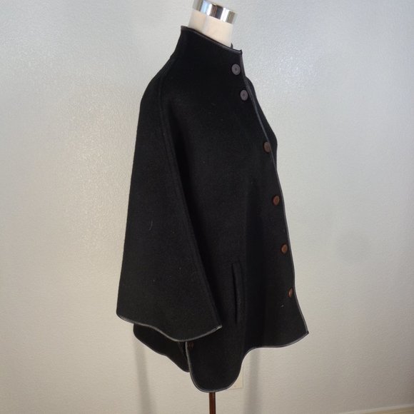 Mark and Graham Women's Black Bat Wing Poncho Lambswool Sz S/M Monogram - Picture 3 of 5